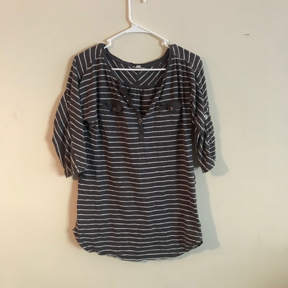 Stripped Casual V-Neck Shirt